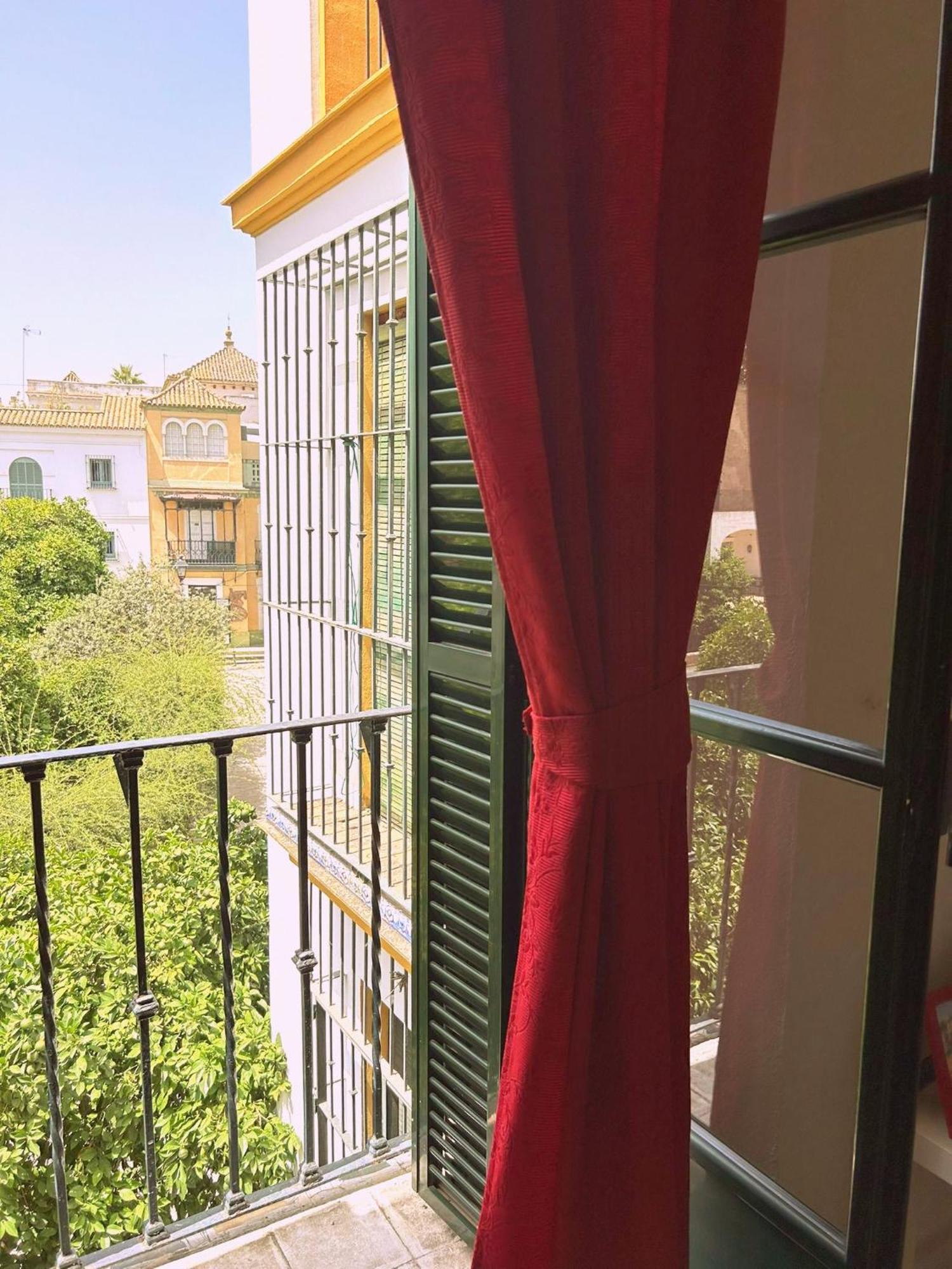 Plaza De Santa Cruz Apartment Sevilla Exterior foto